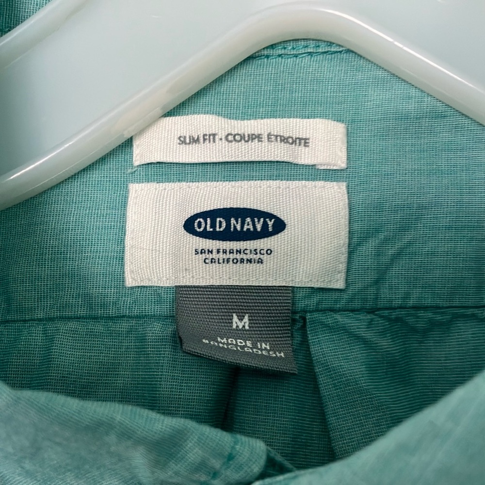 Old Navy Medium Slim Teal Button-Down Shirt - Picture 2 of 8